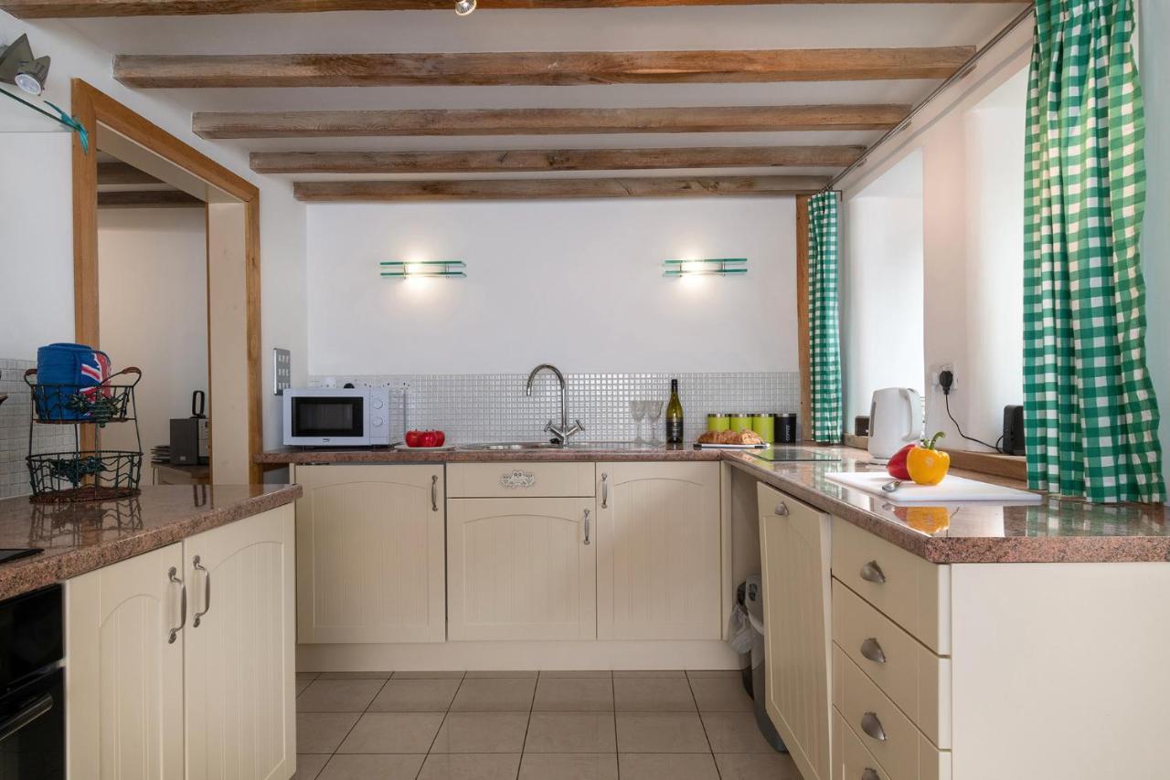Finest Retreats - The Cottage - Luxury 1 Bed Cottage Rhydymwyn Exteriör bild